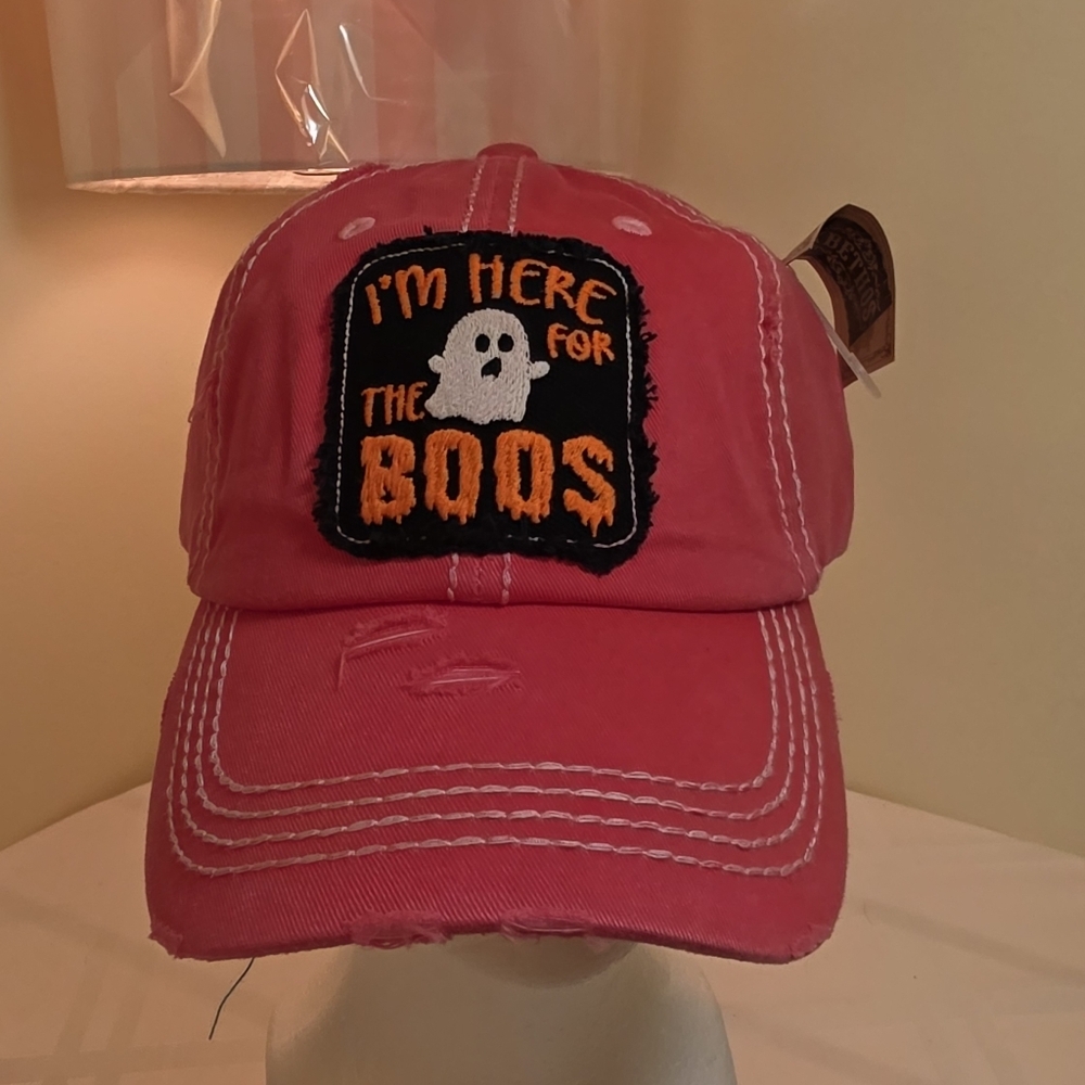 Red Disressed Halloween Ghost Cap. NWT. Unisex.